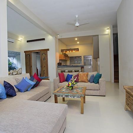 סמיניאק Villa Arushi מראה חיצוני תמונה