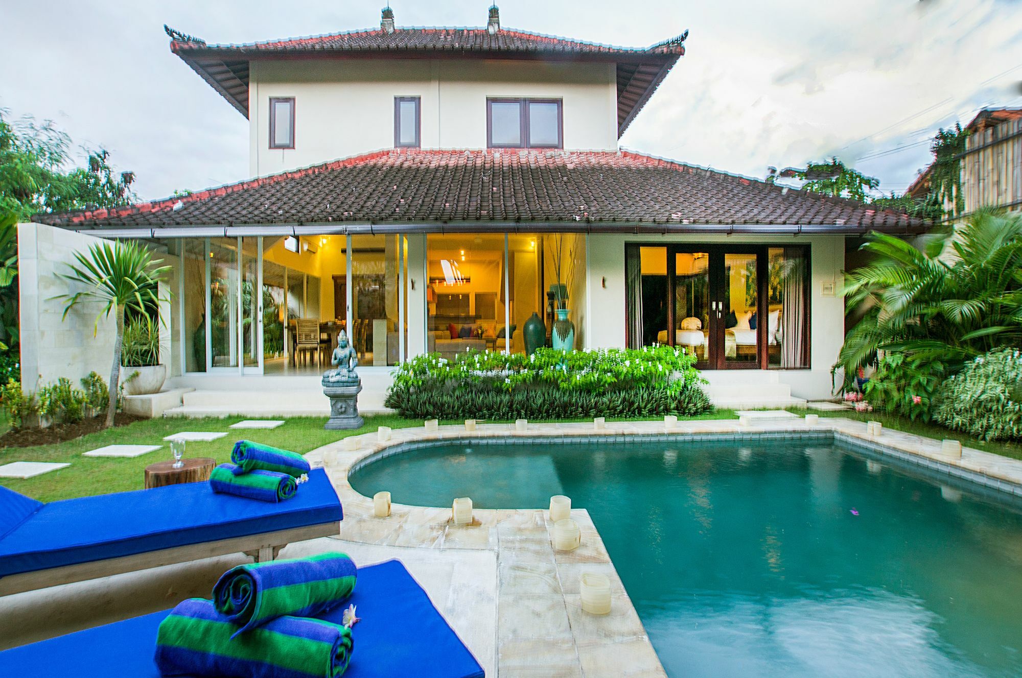 סמיניאק Villa Arushi מראה חיצוני תמונה