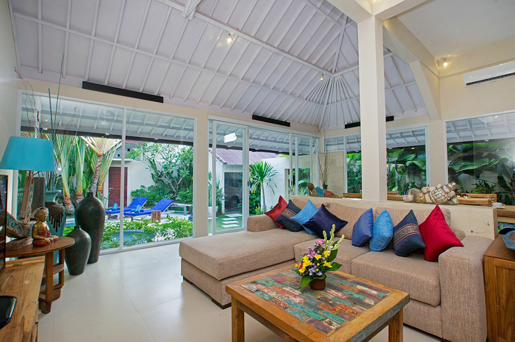סמיניאק Villa Arushi מראה חיצוני תמונה